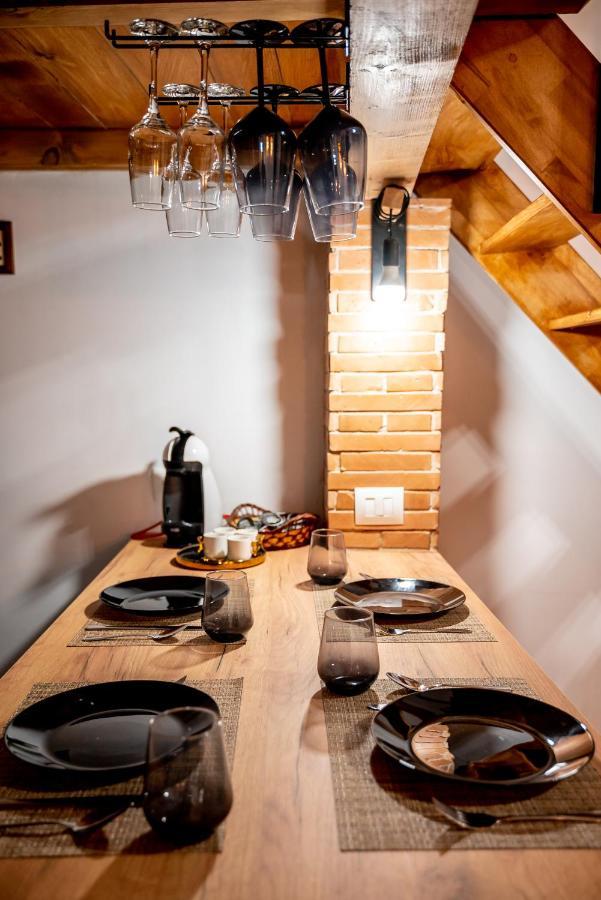Marco'S Studio Fagaras Luaran gambar