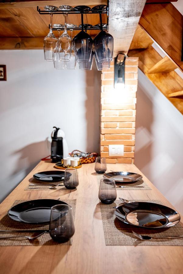 Marco'S Studio Fagaras Luaran gambar
