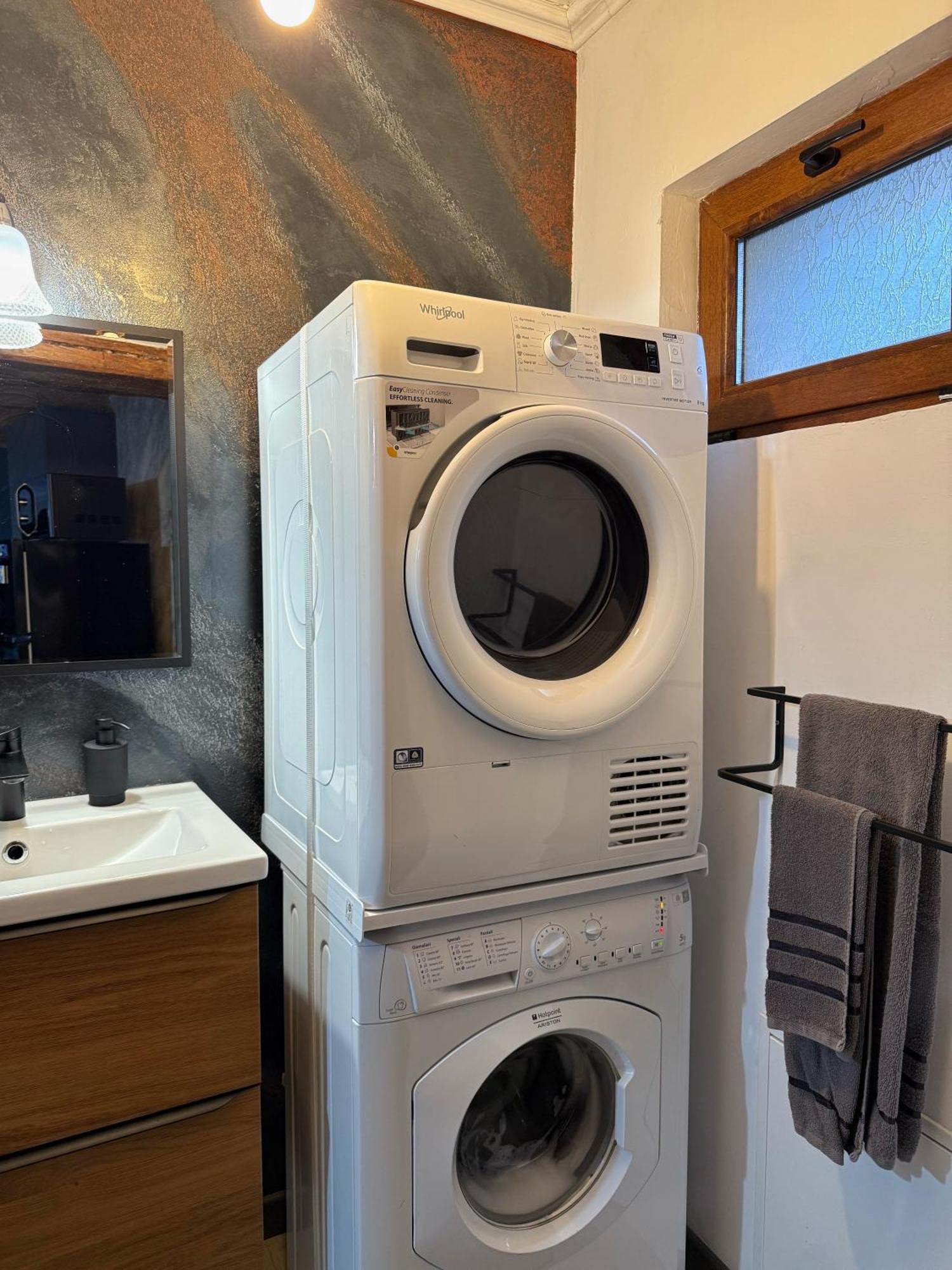Marco'S Studio Fagaras Luaran gambar